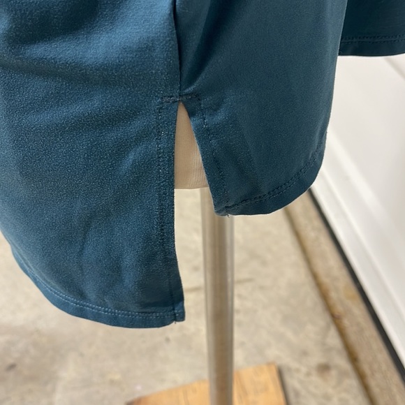 JoyLab Sleeveless Top - Picture 3 of 3